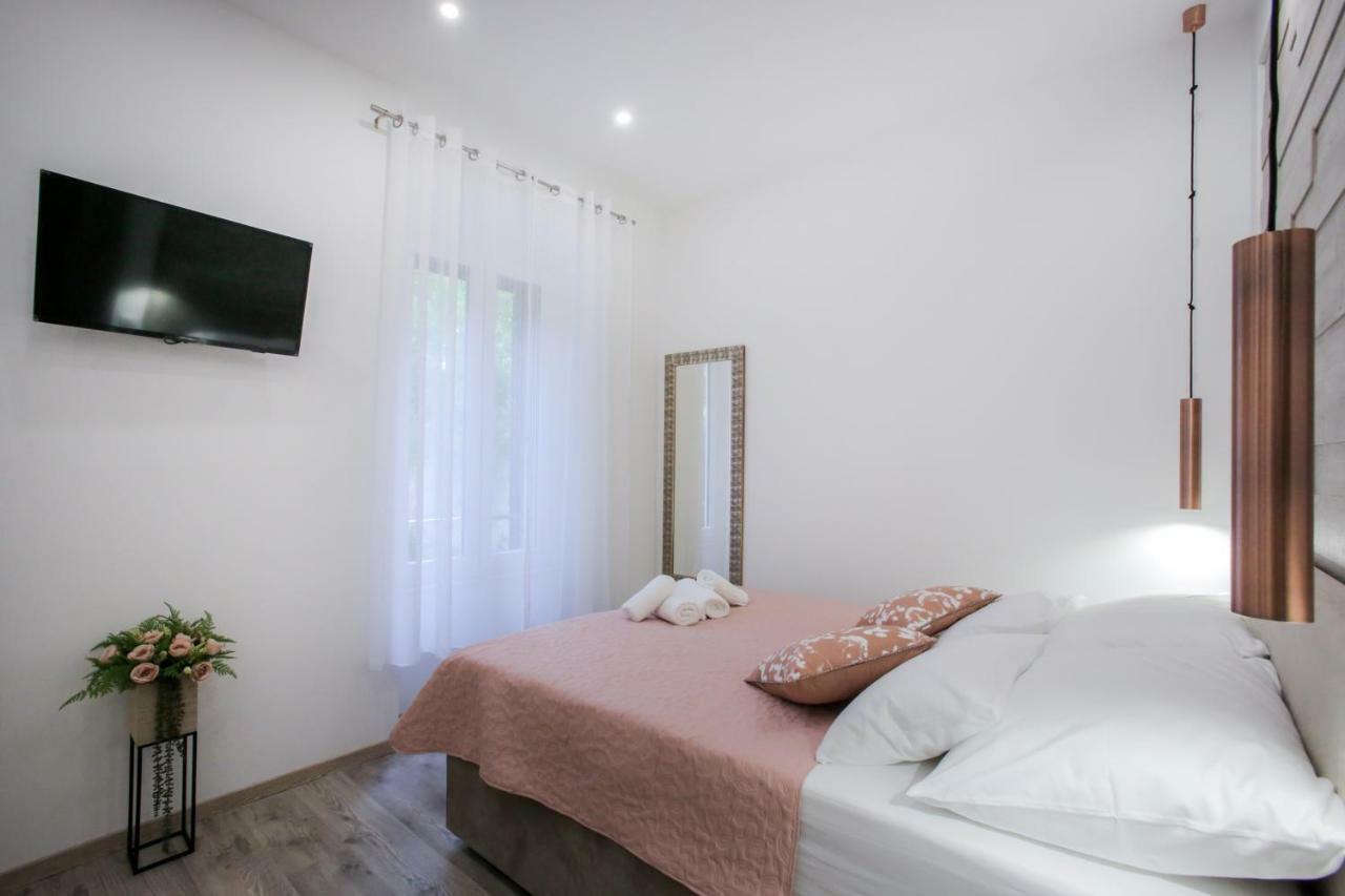 D&D Suites In Split Centre Exterior photo